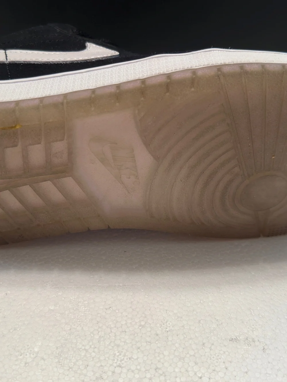 Jordan Men’s Black and White Low-Top Sneakers